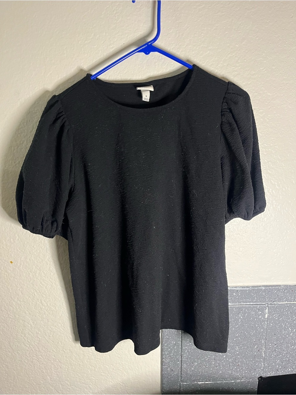 a new day Black Puff Sleeve Short Sleeve Top